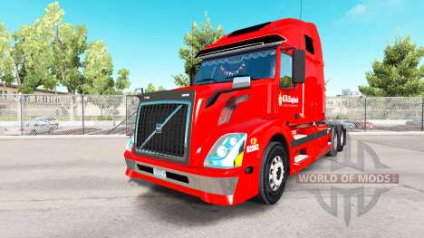 Piel C R Inglaterra en tractor Volvo VNL 670