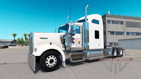 La piel Terranova de la Bandera en el camión Kenworth W900